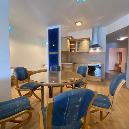 Apartman Majak U Zermanicke Prehrady Pitrov Zewnętrze zdjęcie
